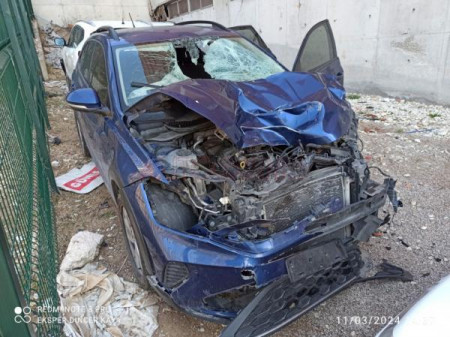 ankara'da hasarlı volkswagen